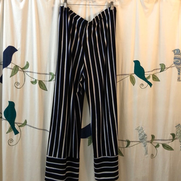 Chico’s pull up slacks - Picture 4 of 5